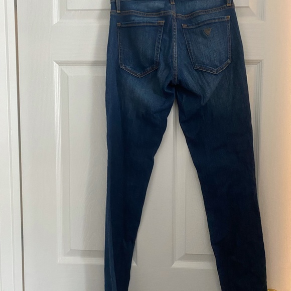 Guess Power Curvy Mid, Size 26 - Picture 3 of 4